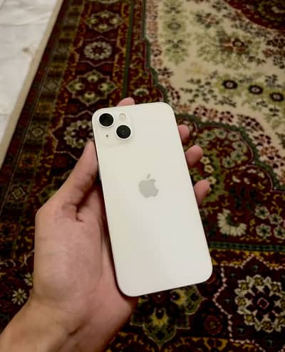 Apple iPhone 13