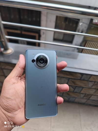Sharp Aquos R7 5G (12/256) official pta