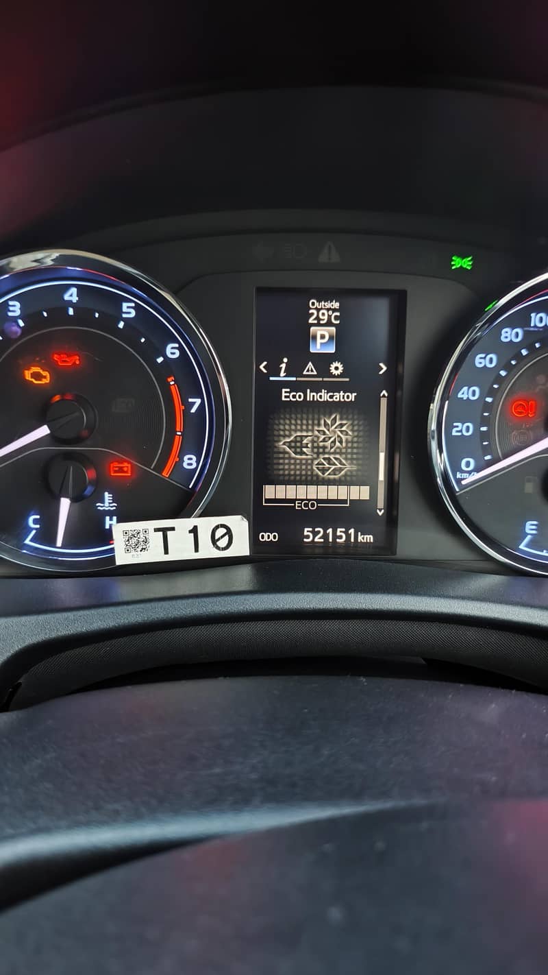 Corolla Altis 1.6 Automatic 9