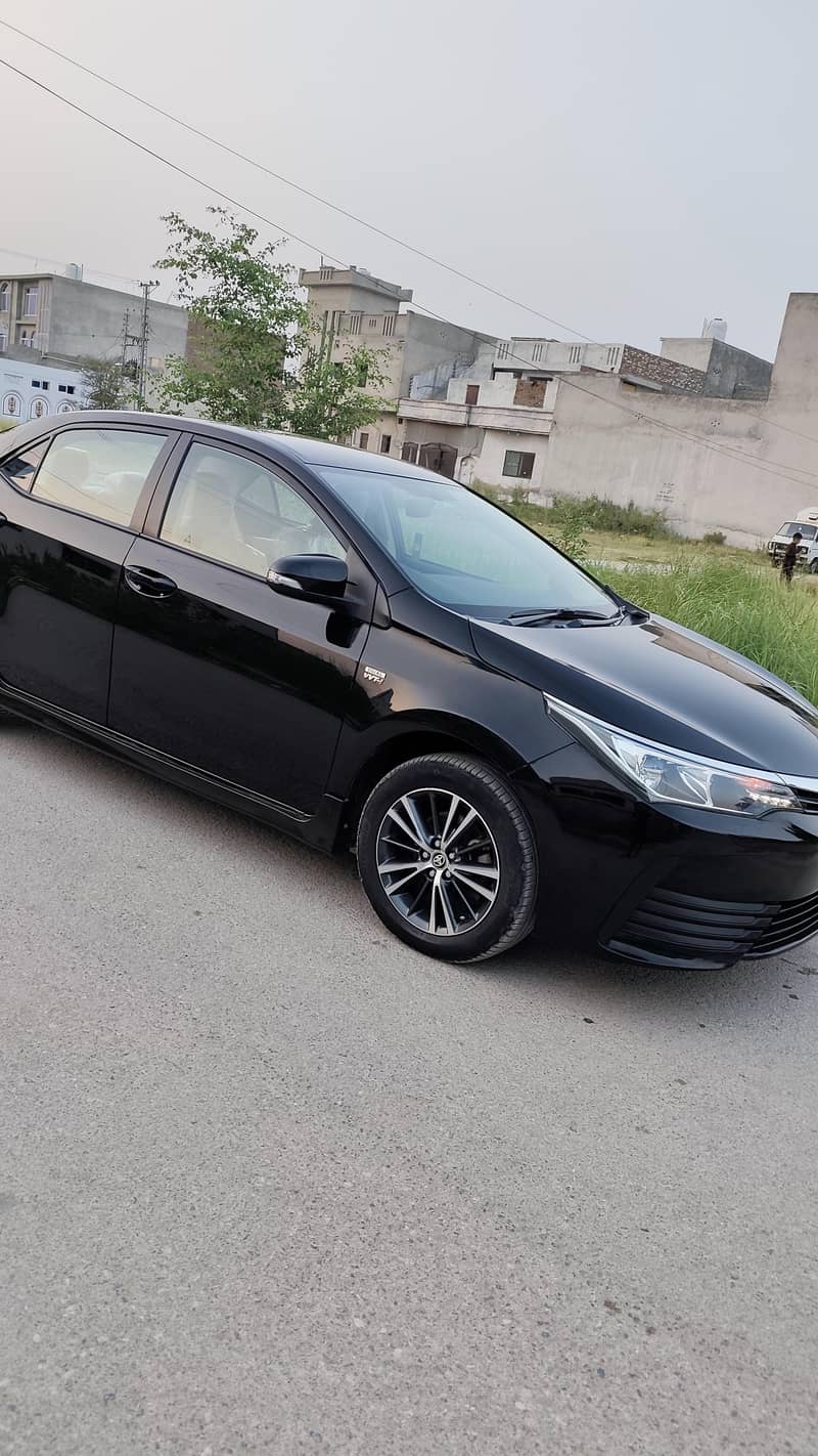 Corolla Altis 1.6 Automatic 13