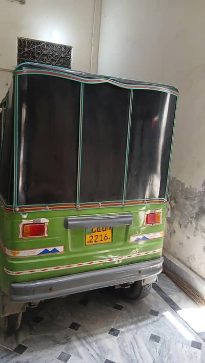 auto rickshaw