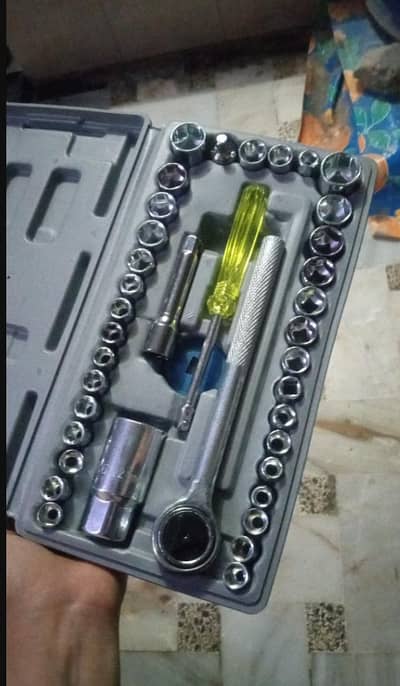 40 pcs Vehicle tool kit set | Free home delivery