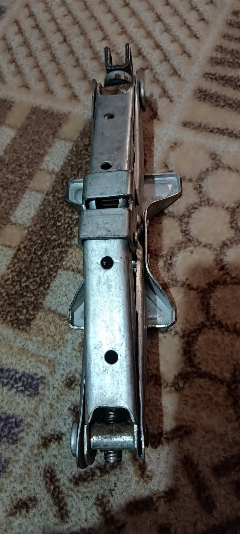 car jack 1