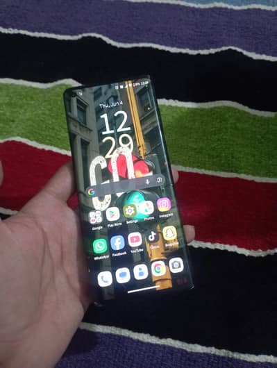 Motorola Edge Plus 2020 official pta single sim 10/8