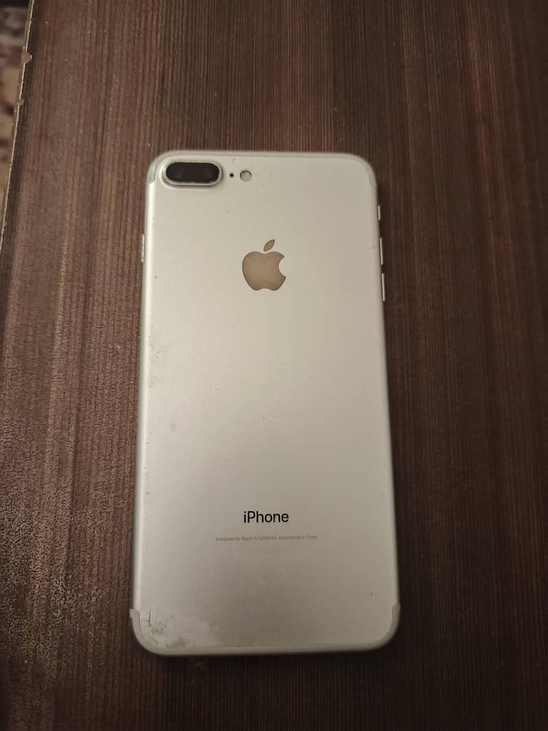 Apple iPhone 7 Plus 8