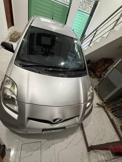 Toyota Vitz 2010