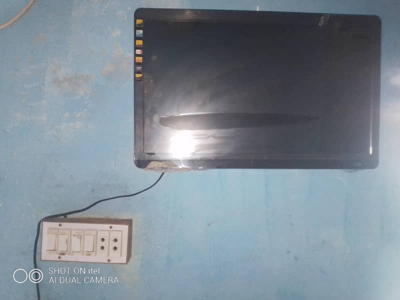 small lcd 0