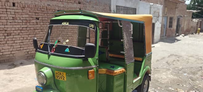 2026 Model Rickshaw in excellent condition