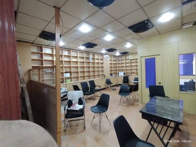 Office Available For Rent 1000 Square Feet
