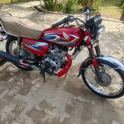 I urgent sell my motorcycle 125 contact no 03030503424