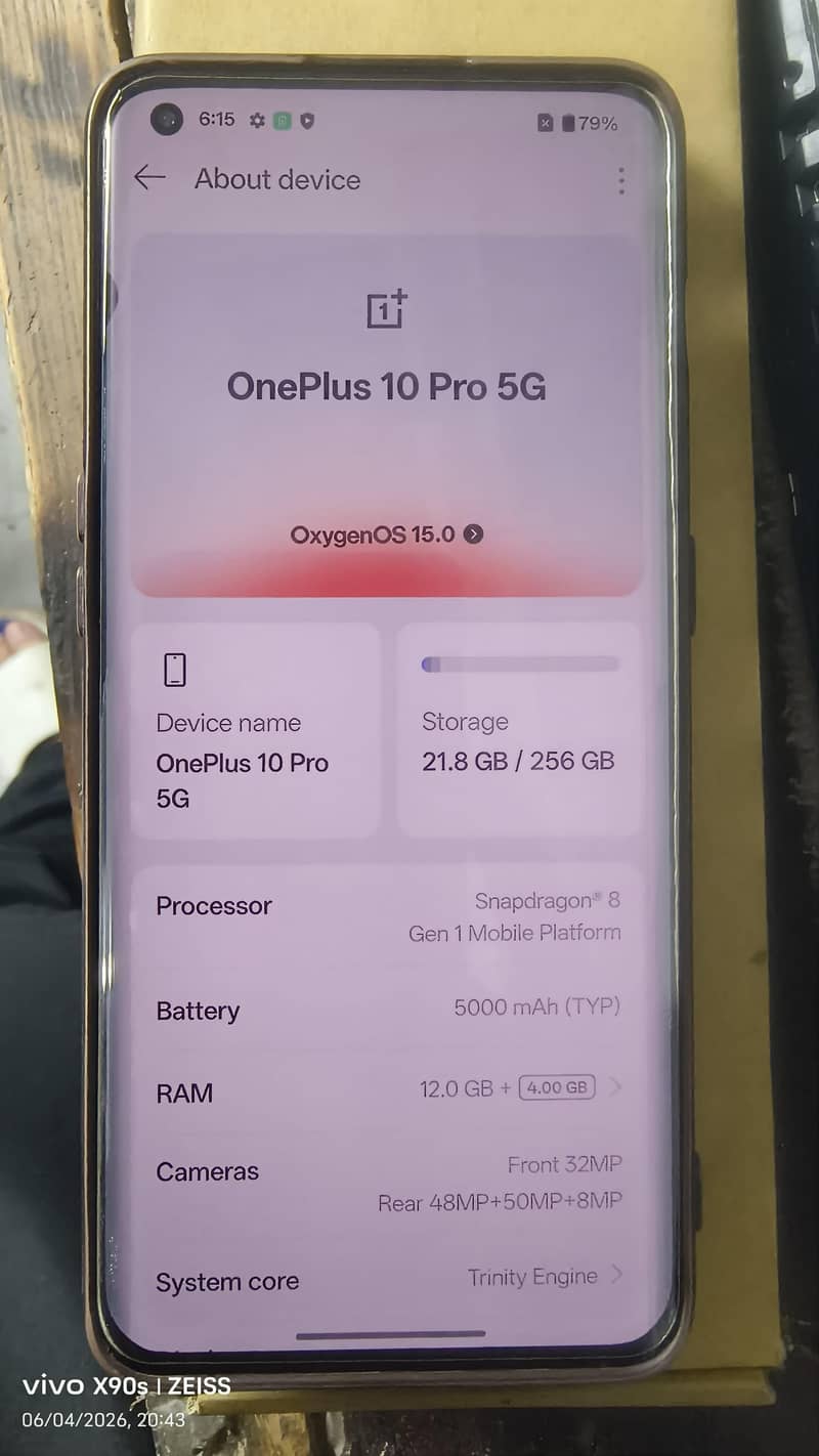 One Plus 10 Pro 4