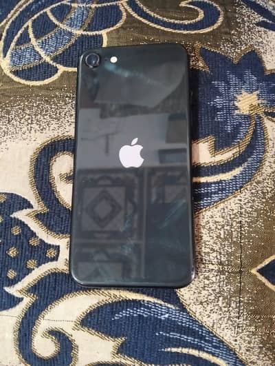 Apple iPhone SE