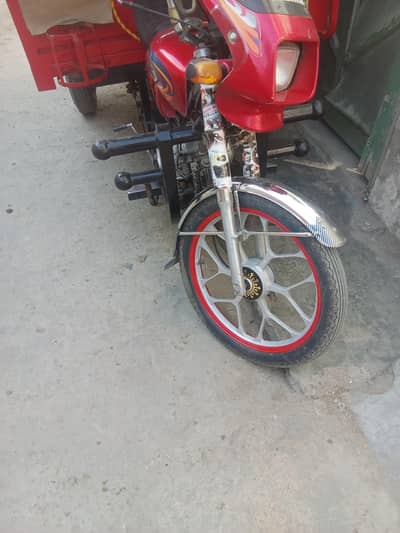United 100 cc