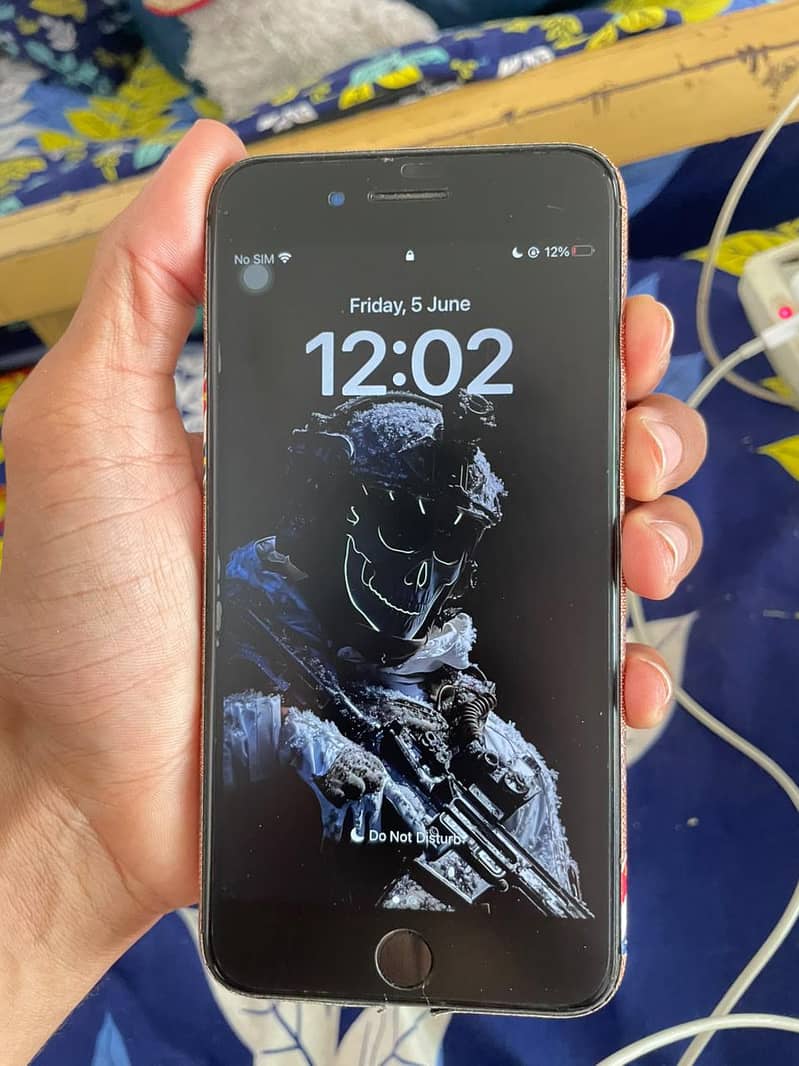 iPhone 8 Plus 1