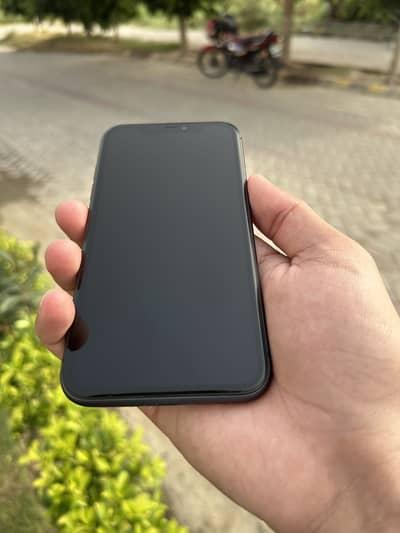 IPhone 11 (JV)