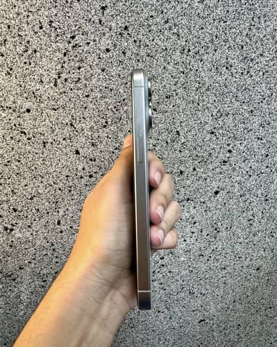 iPhone 15 Pro Max jv 512GB Natural Titanium 96% BH 220 CC