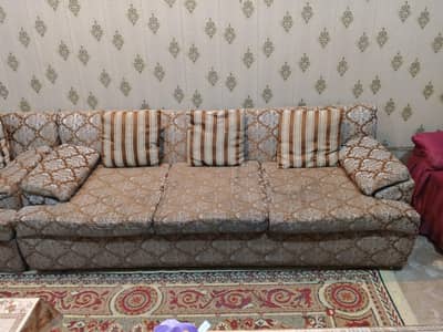 sofa set 6 seater.  03060495885