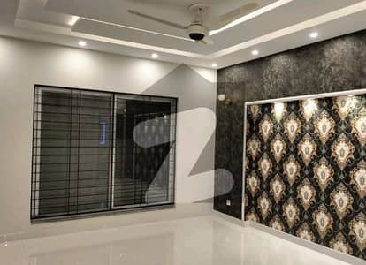 5 Marla House Available For Sale In Bahria Town - Sector C, Lahore