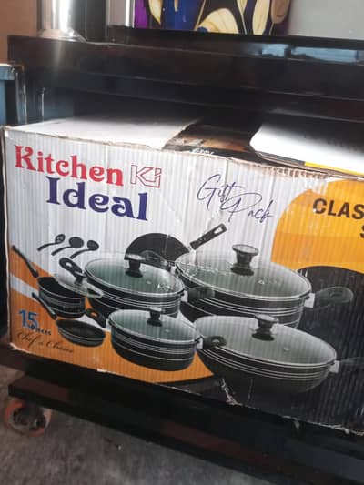 classic non stick kitchen set