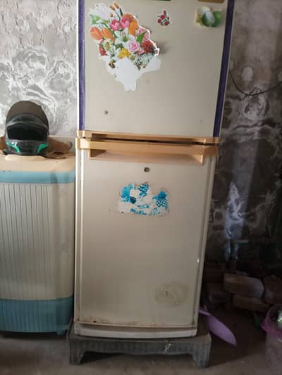 ORIENT Fridge Medium Size All Ok hai