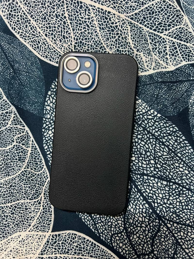 Apple iPhone 13 0