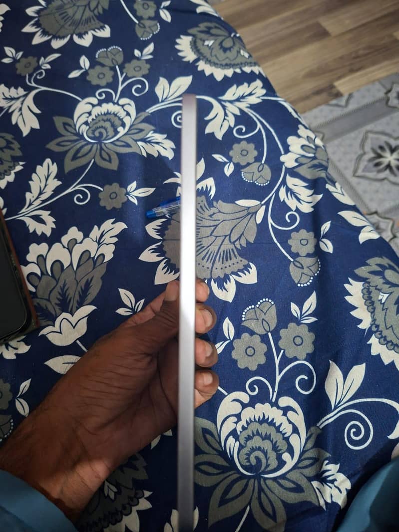 Apple iPad Mini 7 Brand New | Only 7 Days Used 2