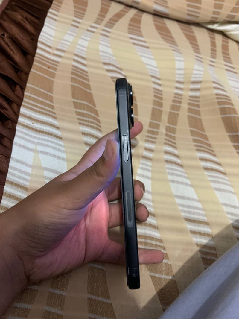 Apple iPhone 15 0