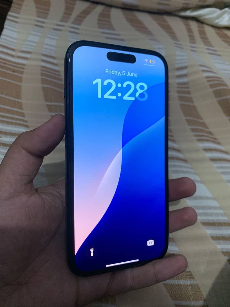 Apple iPhone 15 1