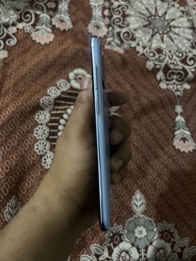 Samsung Mobile S20 Plus