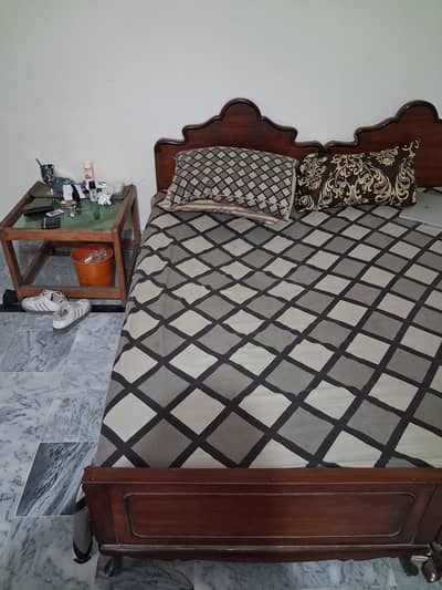 Bed For sale in wah cantt