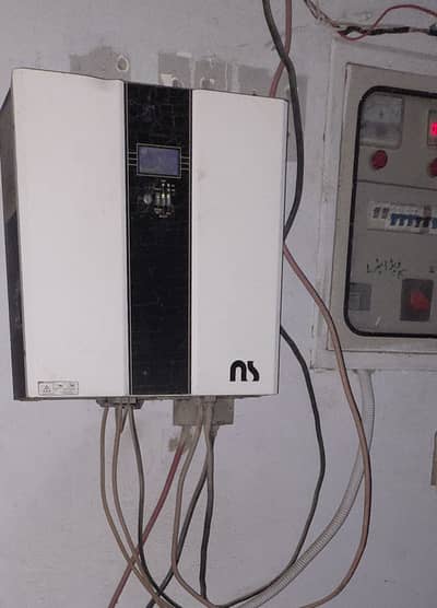 5KV Solar Invertor UPS - Good Condition - Bought New So Selling old