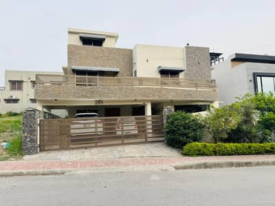 Change Your Address To Bahria Town Phase 3, Rawalpindi For A Reasonable Price Of Rs. 67500000