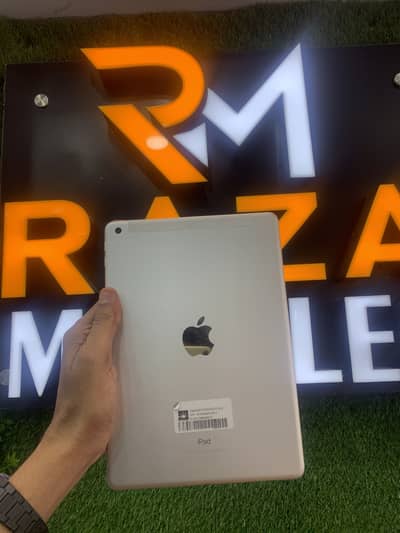 IPad 6th Generation 128gb
