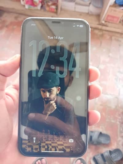 iPhone 11 PTA Aproved Battery Health 84%