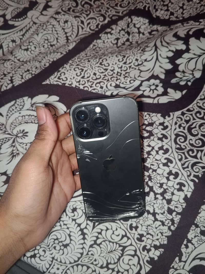 iPhone 13 pro 5