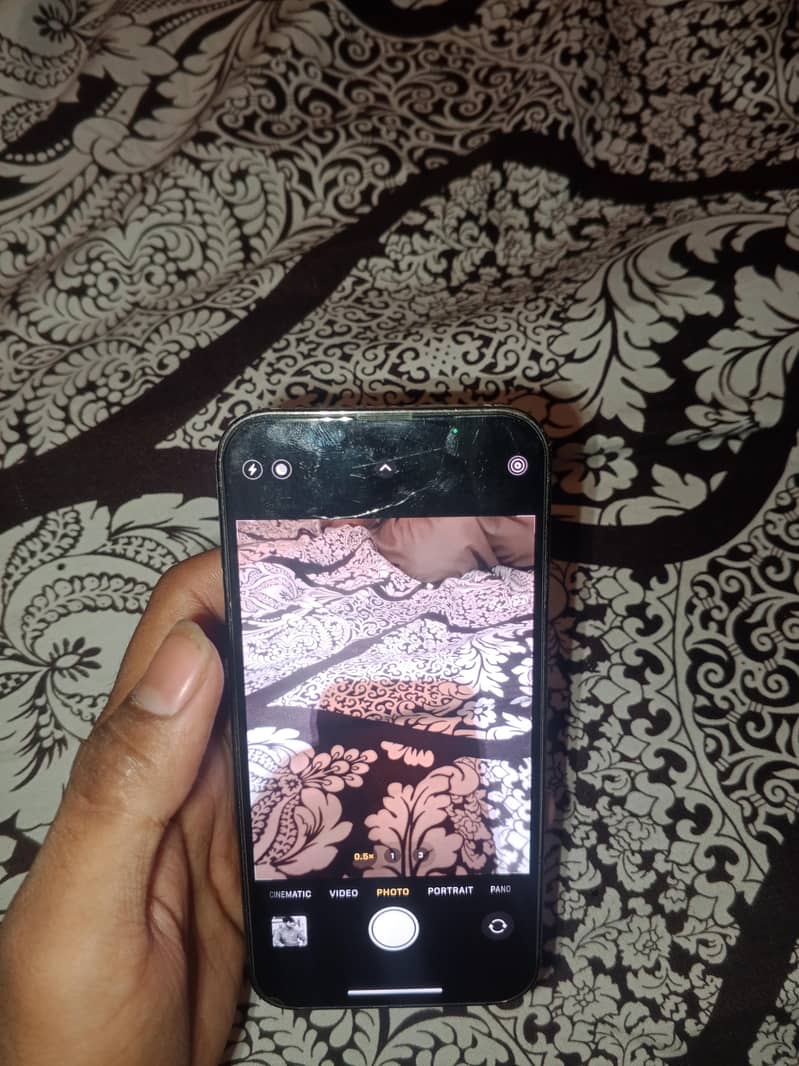 iPhone 13 pro 6