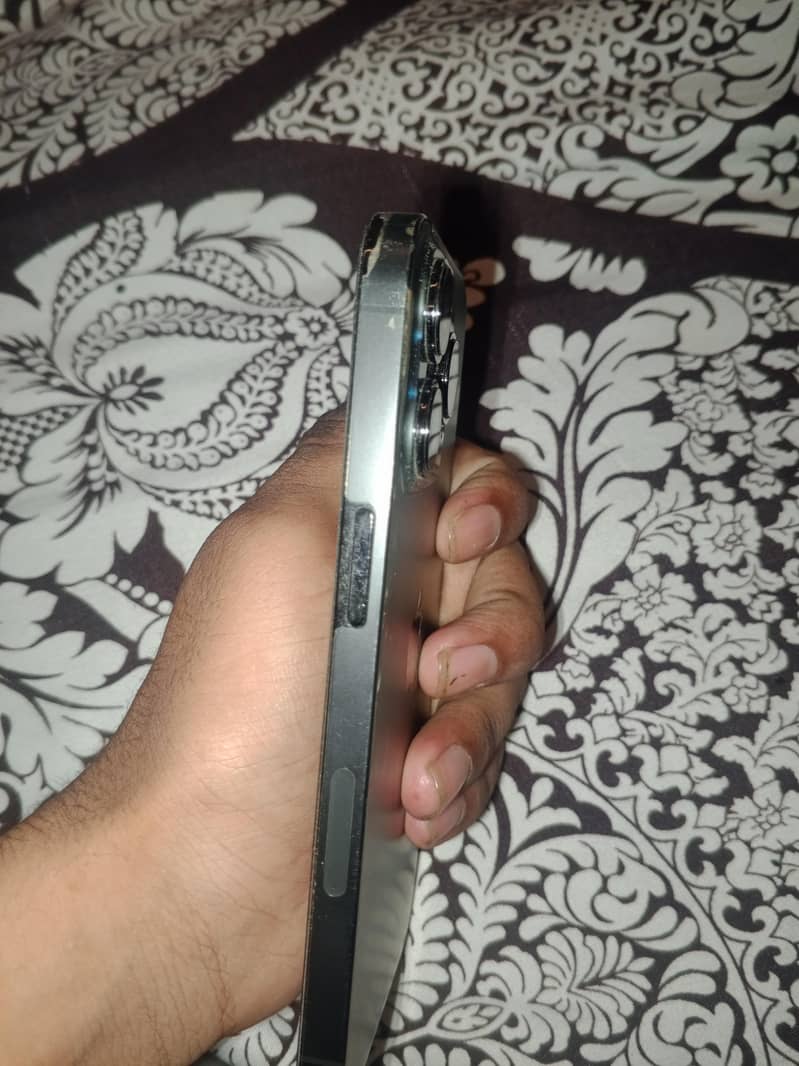 iPhone 13 pro 11