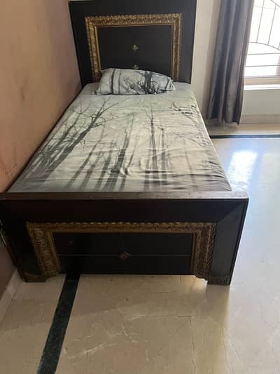 Affordable Used  Bedset  and single bed for Sale – Urgent Moving Out