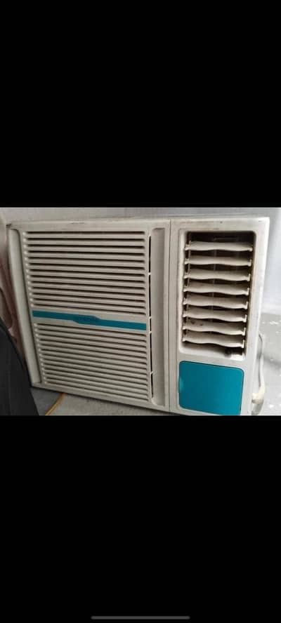 Skywood Window Ac in new condition only need to service it. .