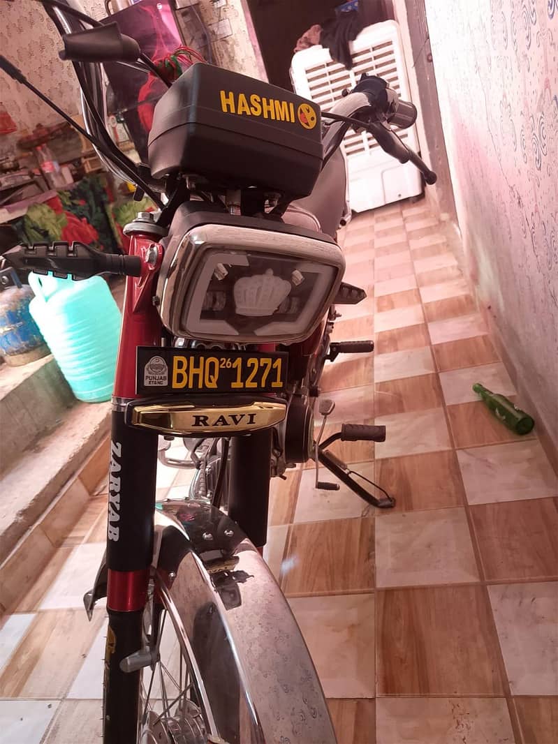 Ravi CD70 3