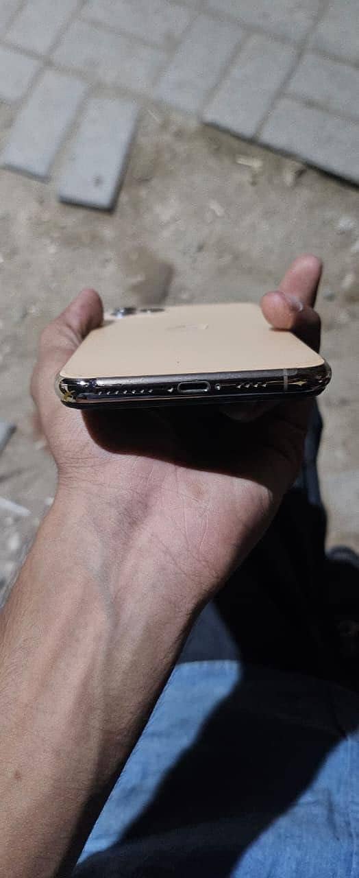 IPhone 11 Pro Max 1