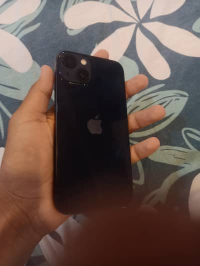 iphone 13 only bettery health 97% GV 4 month sim for use