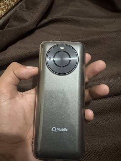QMobile QSmart 8