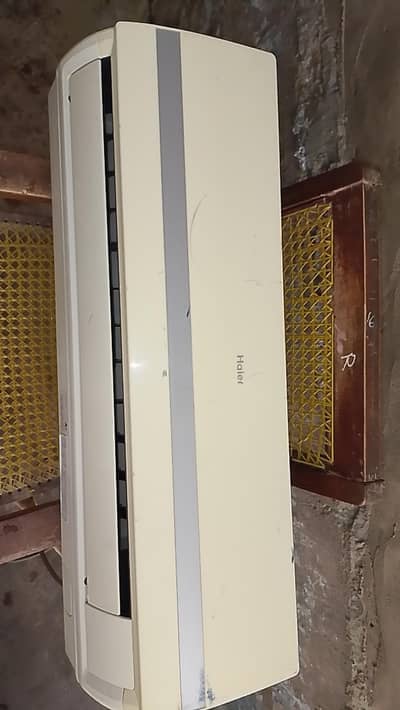 Haire SPLIT AC Original condition 03123009250
