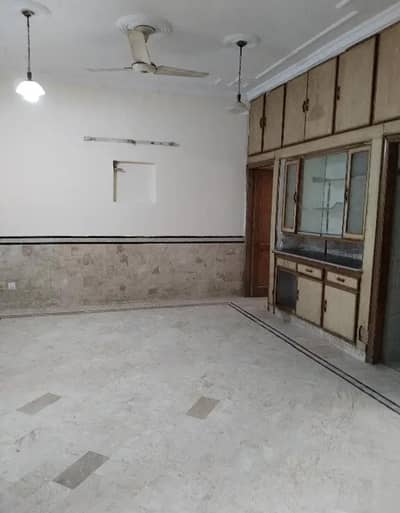 G-11 Size 8 Marla Upper Floor Portion For Rent