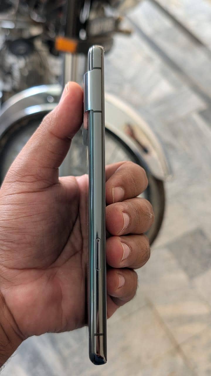 Google Pixel 7 Pro 2