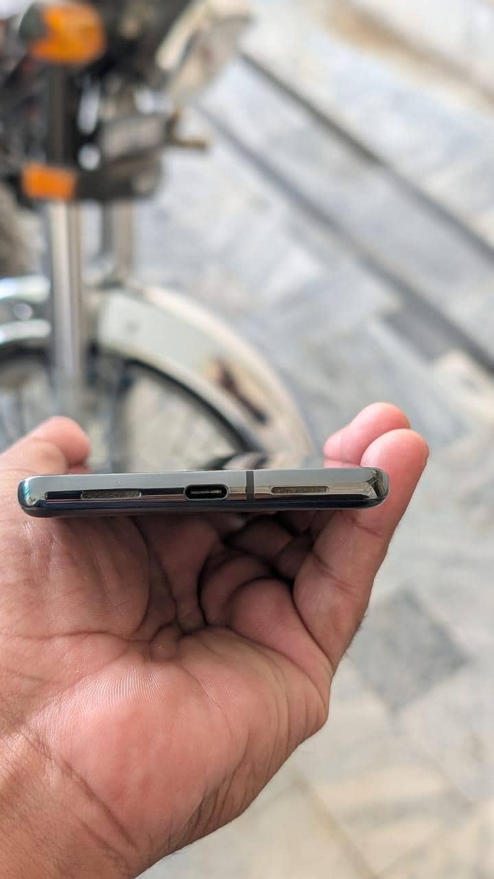 Google Pixel 7 Pro 4