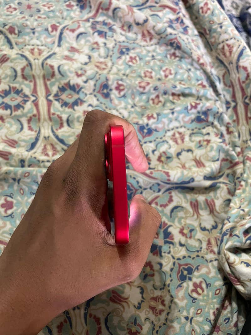 Apple iPhone 14 2