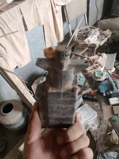 Gear Motor / Machine Actuator Block - Used As-Is