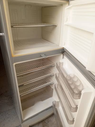 Dawlance Fridge For Sale Contact 03089073422.